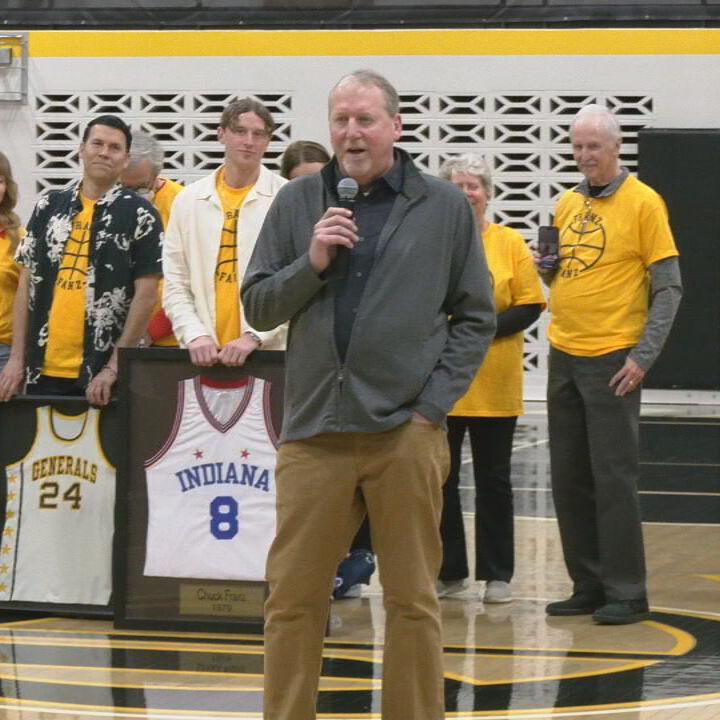 Clarksville High School renames gym after Chuck Franz - 1.5.24